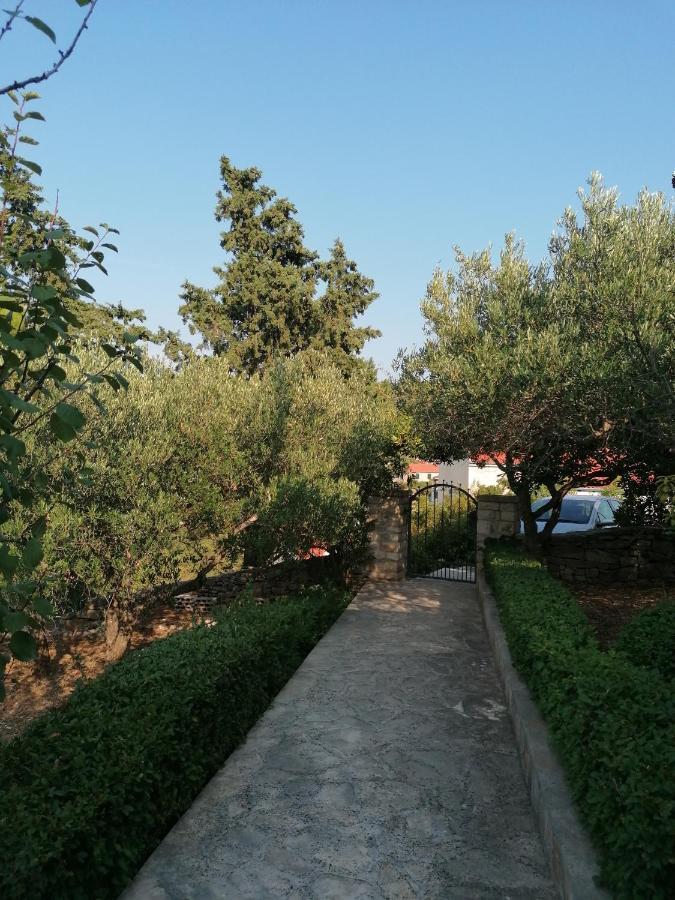 La Petite Maison Splitska Exterior photo